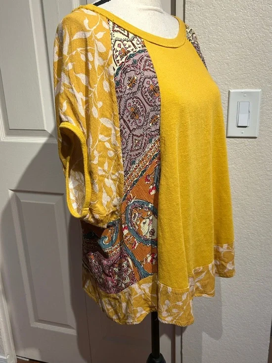 Umgee USA Goldenrod Mixed Print Tunic - Picture 6 of 9